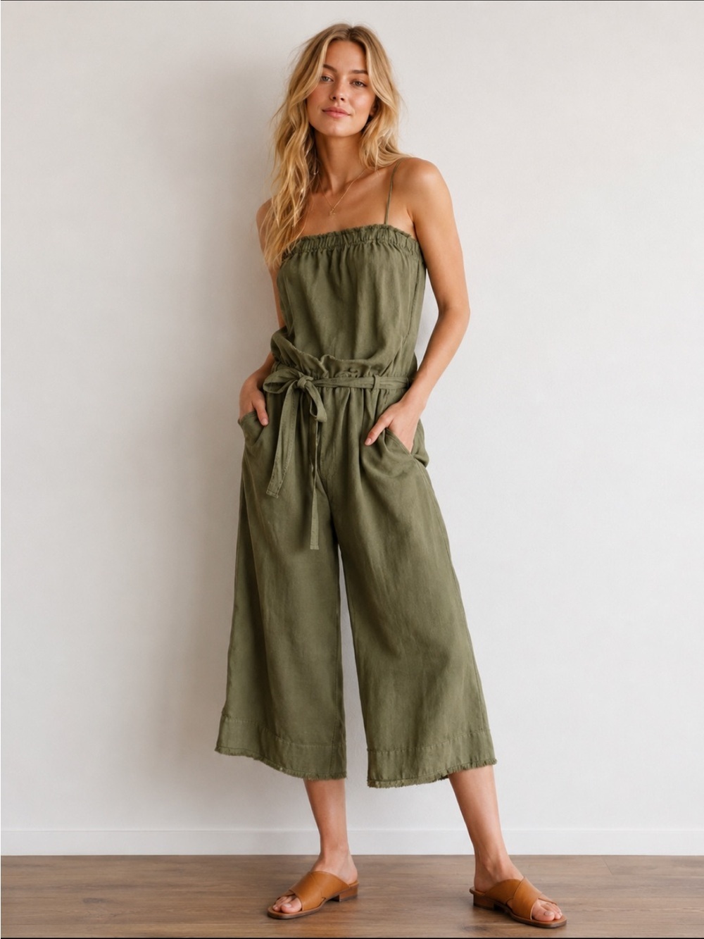Cloth & Stone Strapless Olive Green Belted Frayed Crop Jumpsuit XS 8257